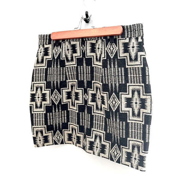 Pendleton Limited “Portland Collection” Wool Mini Skirt. Large. - Picture 2 of 12